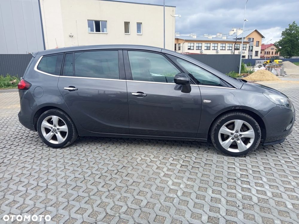 Opel Zafira - 4