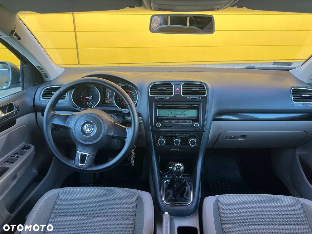 Volkswagen Golf VI 1.6 TDI Comfortline - 8