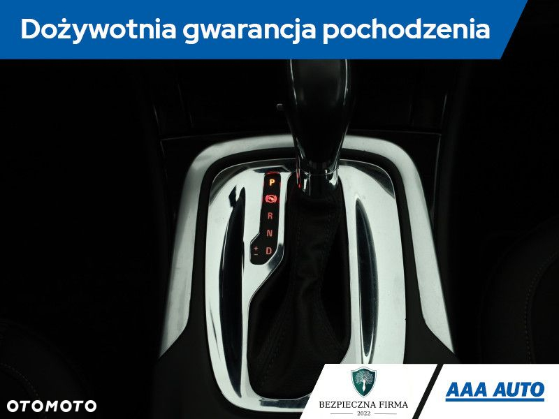 Opel Insignia - 22