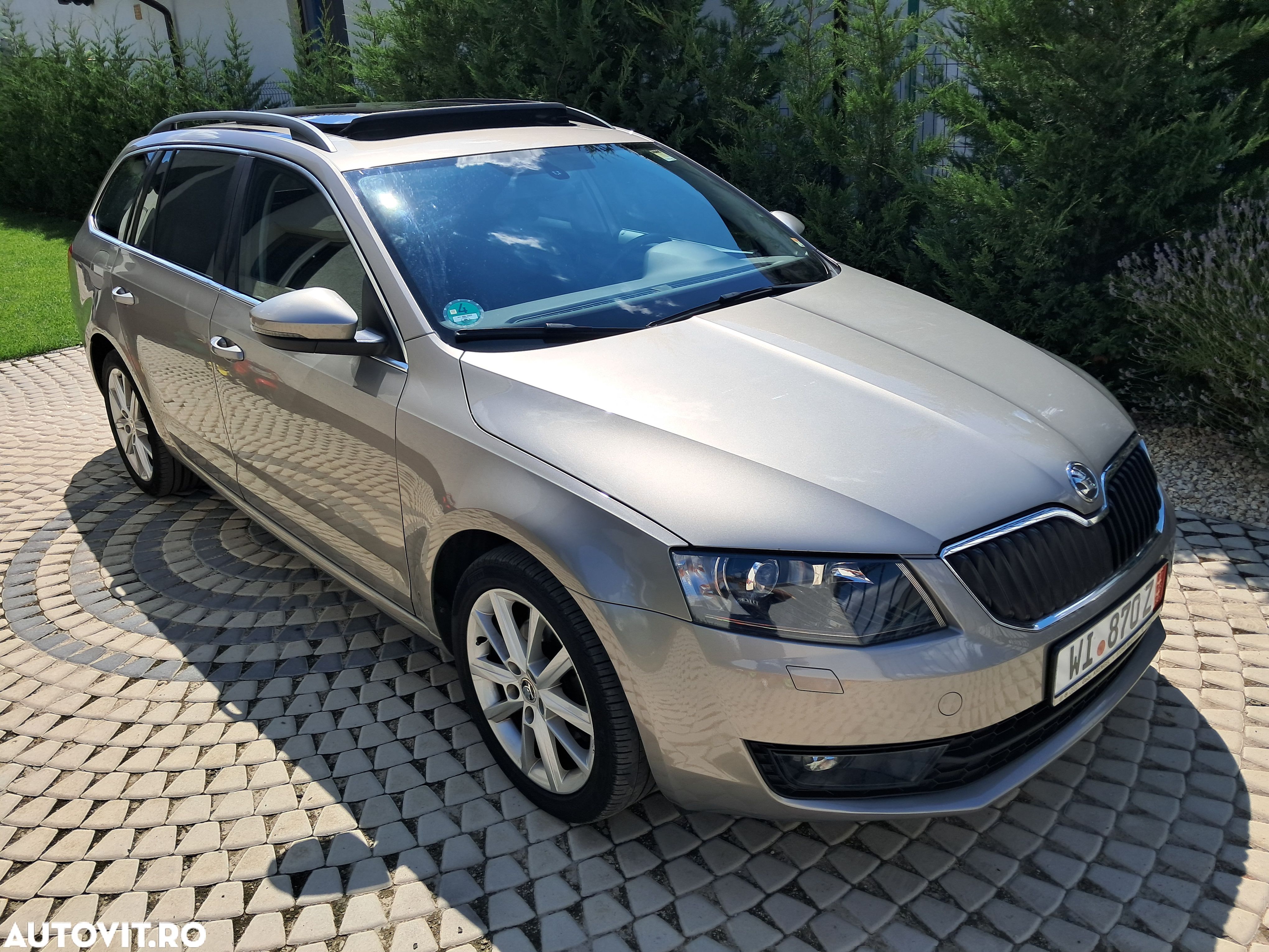 Skoda Octavia - 1