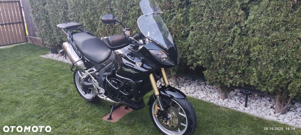 Triumph Tiger - 16