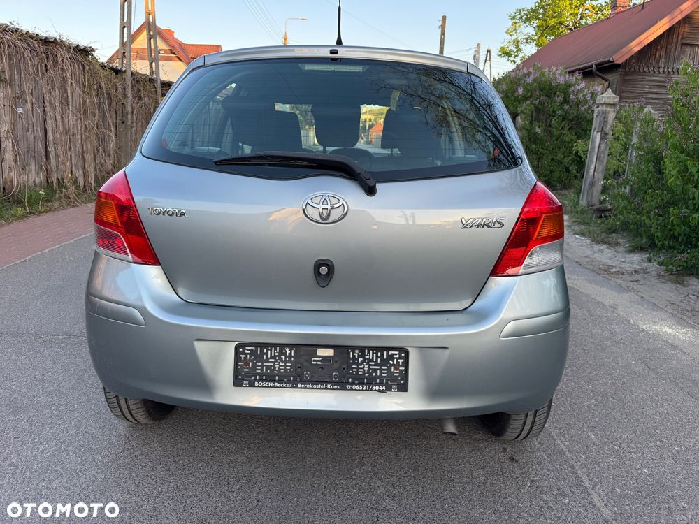 Toyota Yaris 1.0 VVT-i Sol - 5
