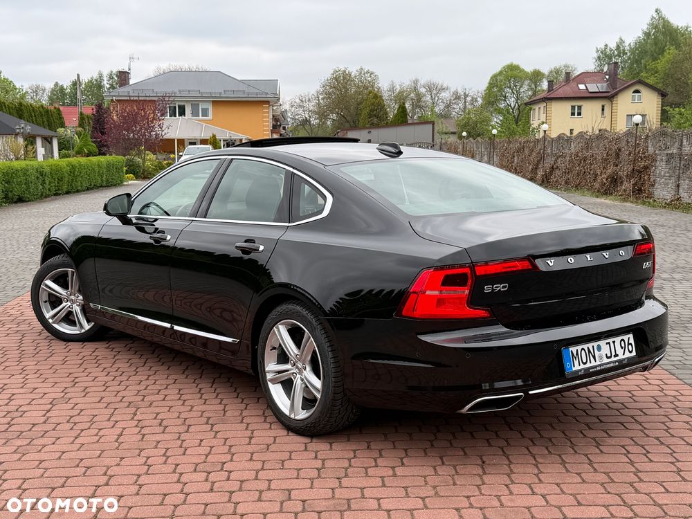 Volvo S90 D5 AWD Geartronic Inscription - 2