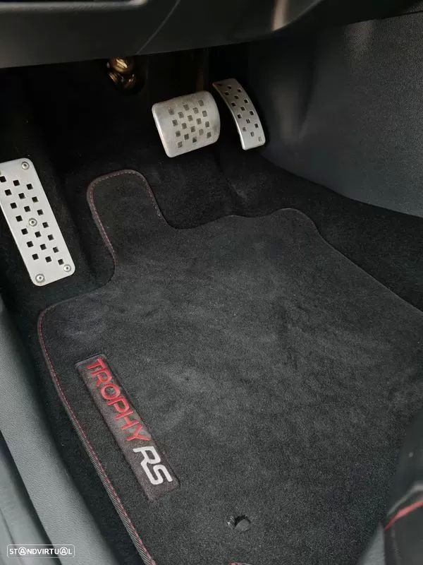 Renault Clio 1.6 T RS Trophy EDC - 17