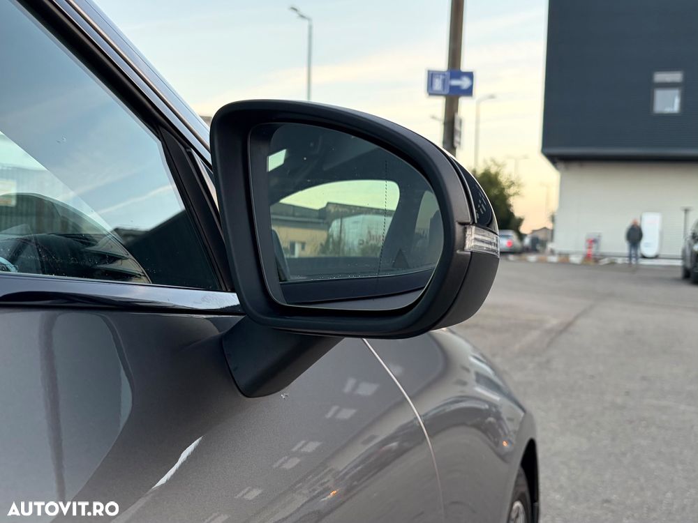 Mercedes-Benz CLA 180 d Coupe - 12