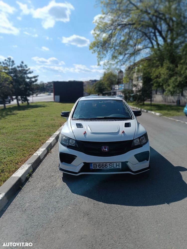 Honda Civic 1.8 S - 1