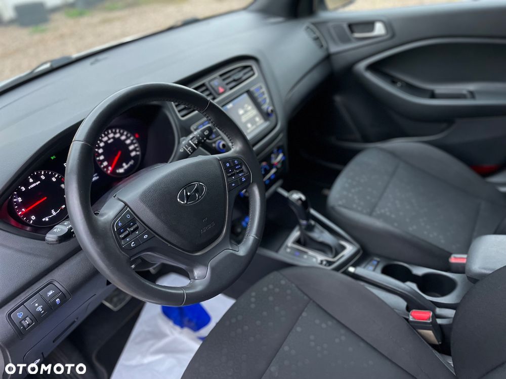 Hyundai i20 - 10
