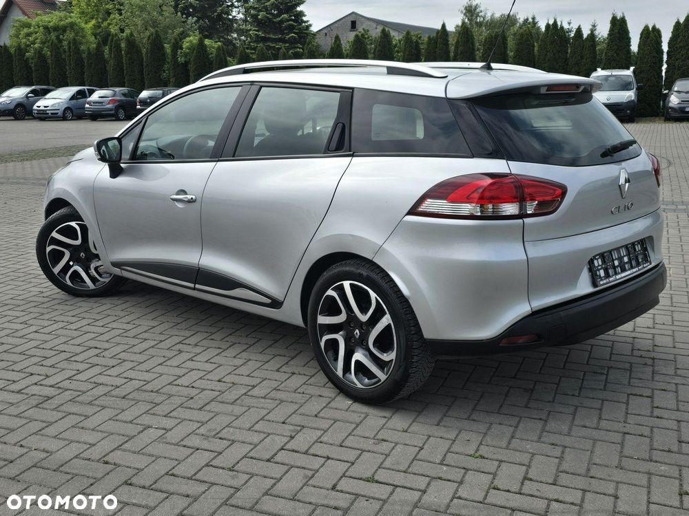 Renault Clio - 12