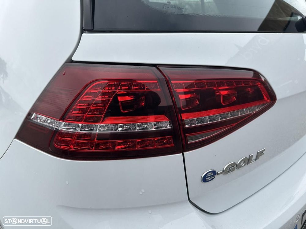 VW e-Golf AC/DC - 14