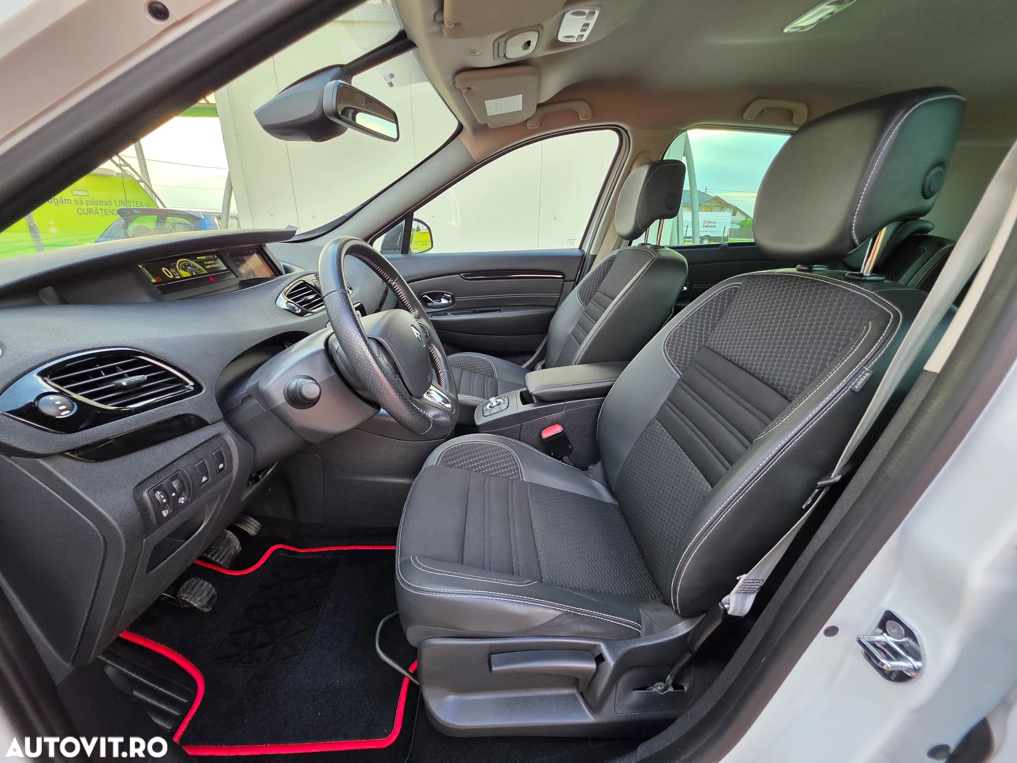 Renault Scenic ENERGY dCi 130 BOSE EDITION - 15