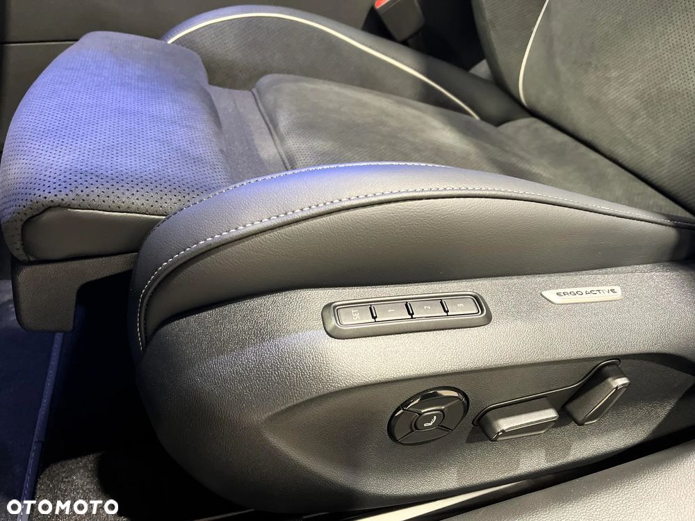 Volkswagen Passat Variant 2.0 TSI Business Plus DSG - 10