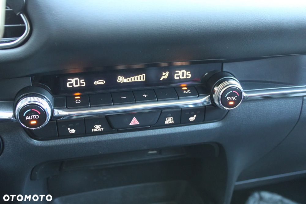 Mazda CX-30 2.5 mHEV Centre-Line 2WD - 32