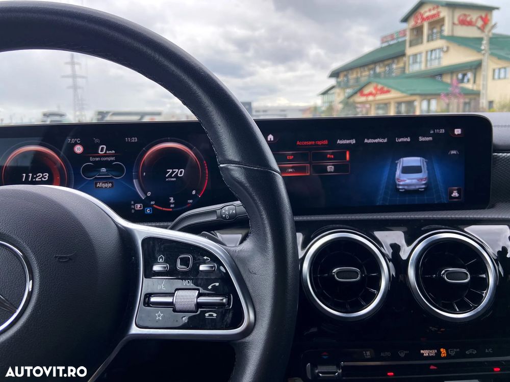Mercedes-Benz CLA 200 d 8G-DCT - 25