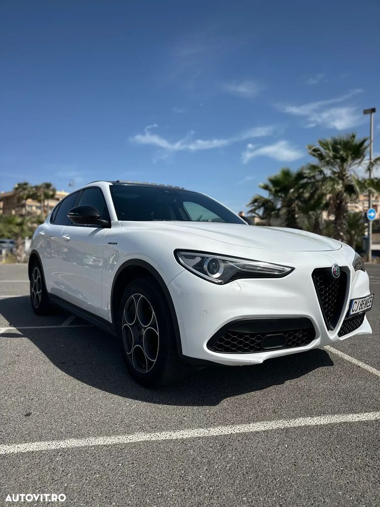 Alfa Romeo Stelvio 2.0 Turbo 16V AT8-Q4 Super - 4