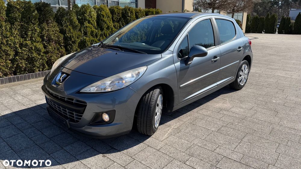 Peugeot 207 1.4 16V Trendy nICE - 2