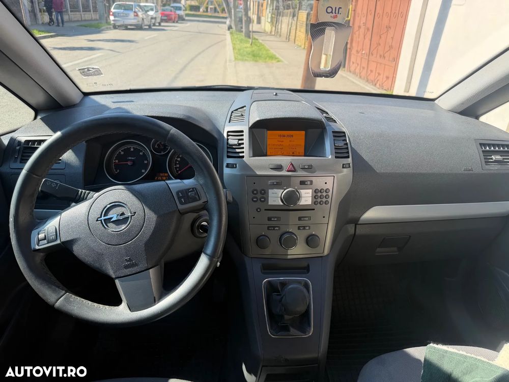 Opel Zafira 1.9 CDTI Essentia - 7