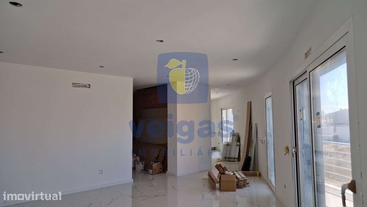 Apartamento T3 em construção na praia da Gala, Figueira da Foz - Grande imagem: 2/11