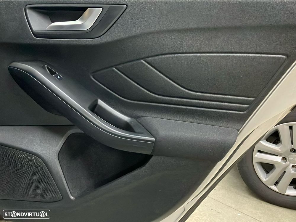 Ford Focus 1.0 EcoBoost Active X - 22