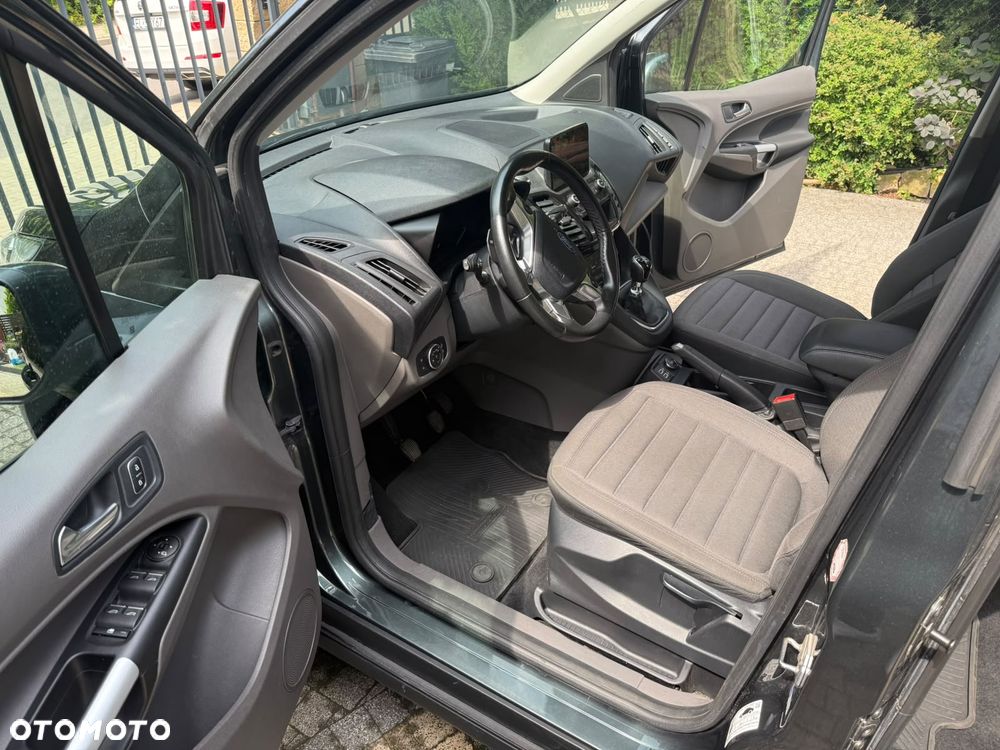 Ford Tourneo Connect 1.5 EcoBlue Titanium - 21