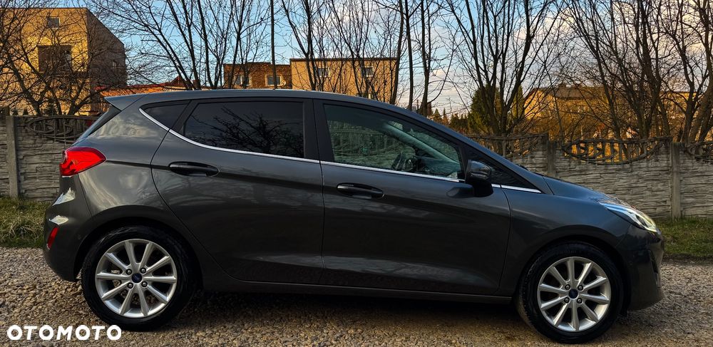 Ford Fiesta 1.0 EcoBoost S&S TITANIUM - 5