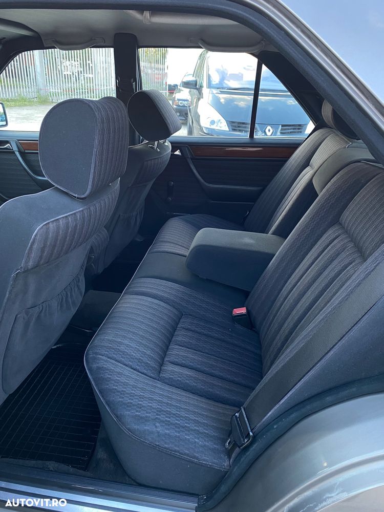 Mercedes-Benz W124 - 8