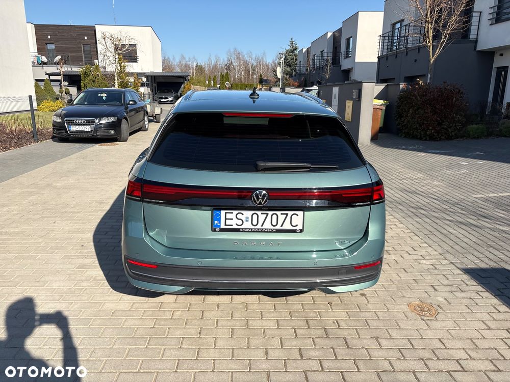 Volkswagen Passat - 7