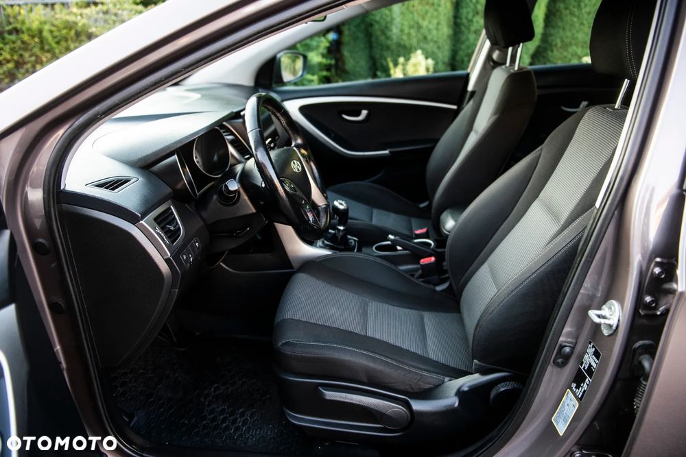 Hyundai i30 1.4 Comfort - 17