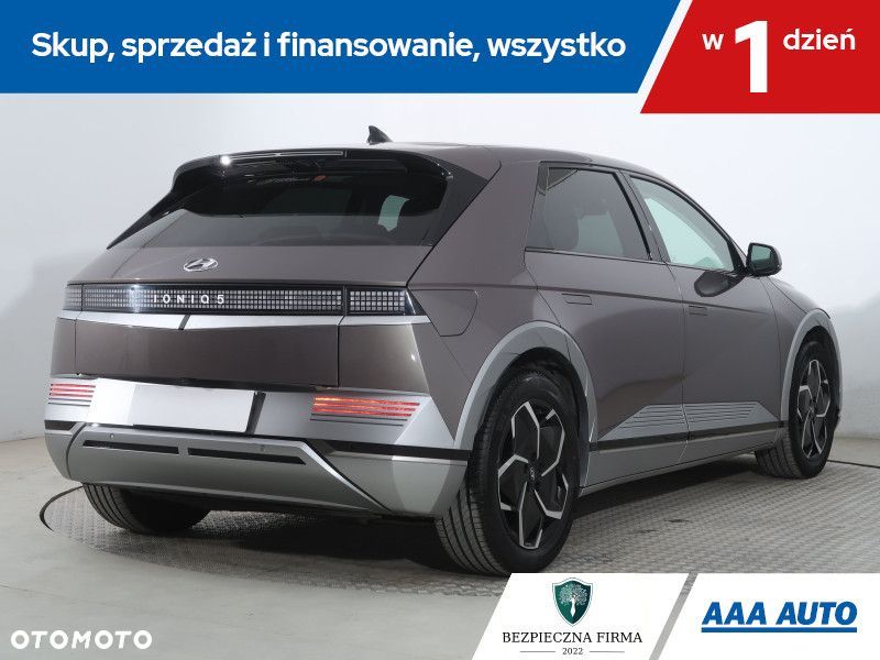 Hyundai IONIQ 5 - 6