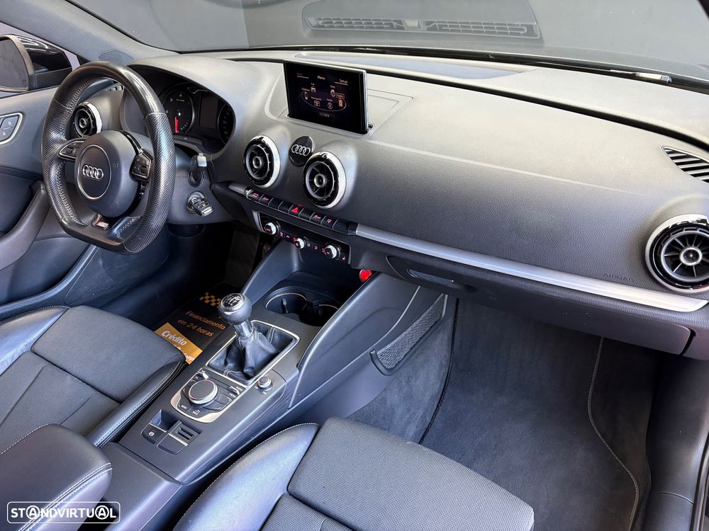 Audi A3 Limousine 2.0 TDI S line Sport Pack - 16