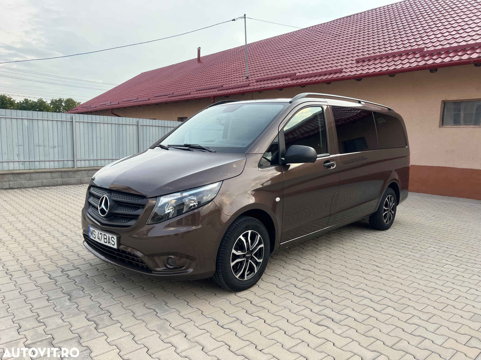 Mercedes-Benz Vito 111 CDI (BlueTEC) Tourer Lang PRO - 5