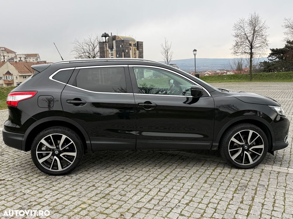Nissan Qashqai 1.6 DCI ALL-MODE 4x4i TEKNA+ - 12