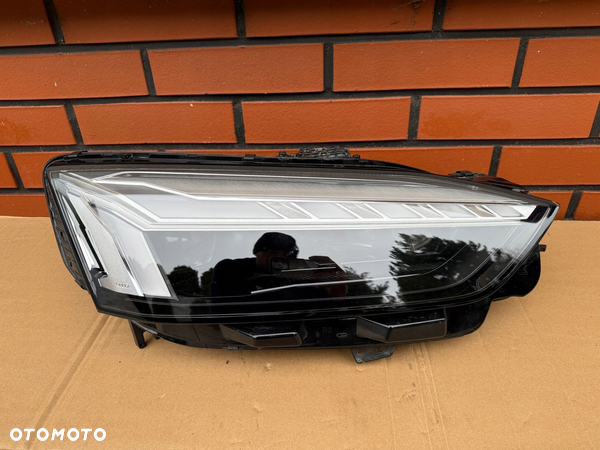 Audi a5 8W lift 2020- lampa full led matrix prawa kpl EU demontaz oryg