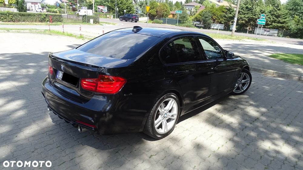 BMW Seria 3 320d Sport-Aut Sport Line - 3