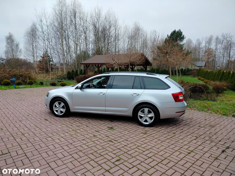 Skoda Octavia 1.5 TSI GPF ACT Style DSG - 8
