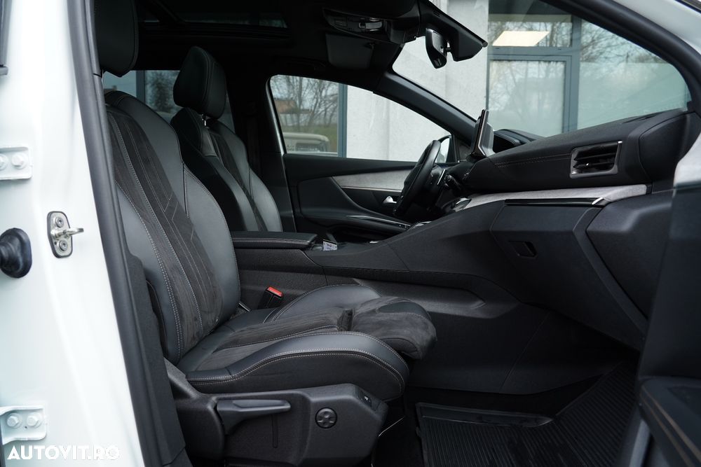 Peugeot 3008 PHEV EAT8 GT Pack - 23