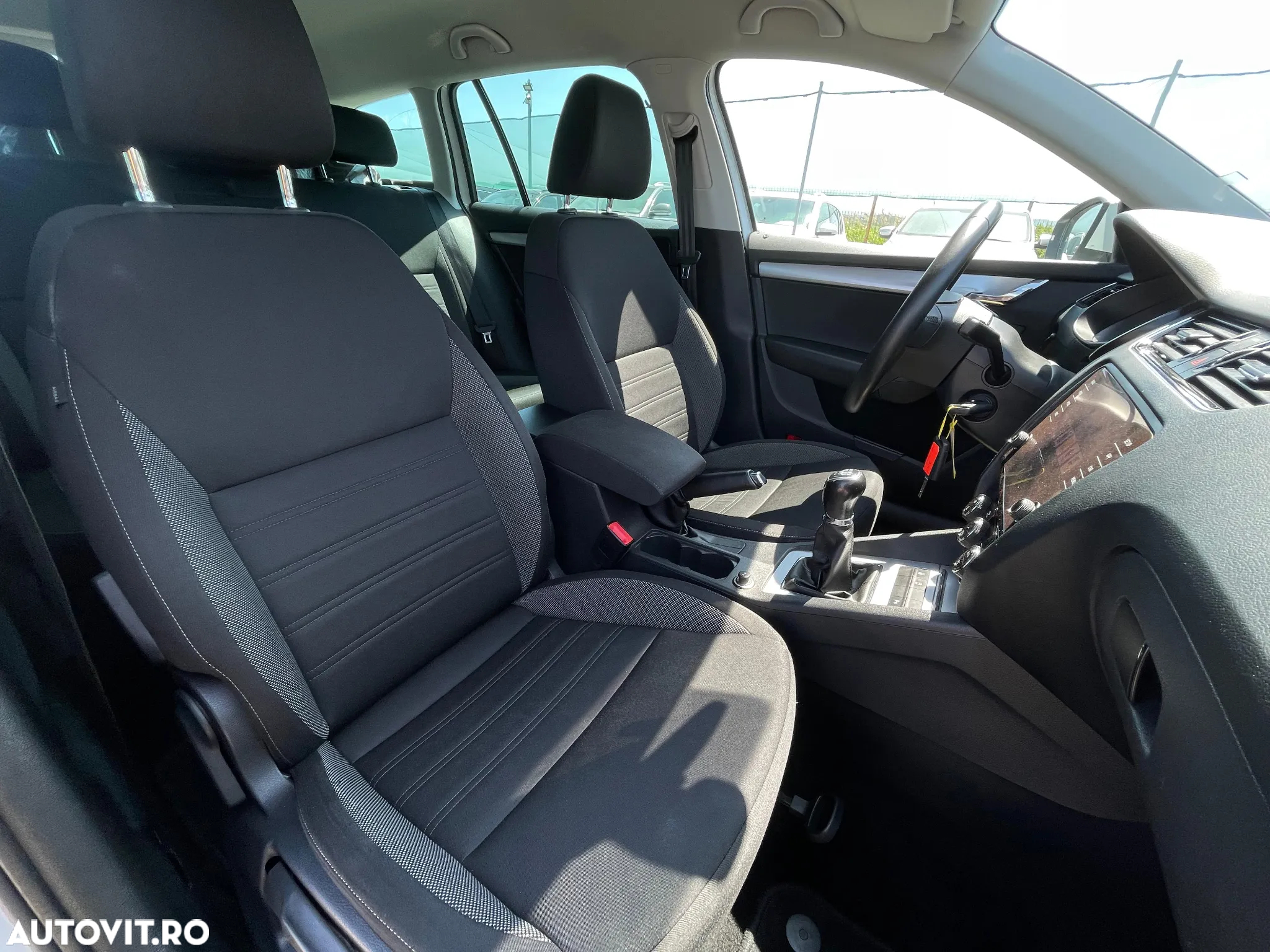Skoda Octavia Combi Diesel 1.6 TDI Style - 26