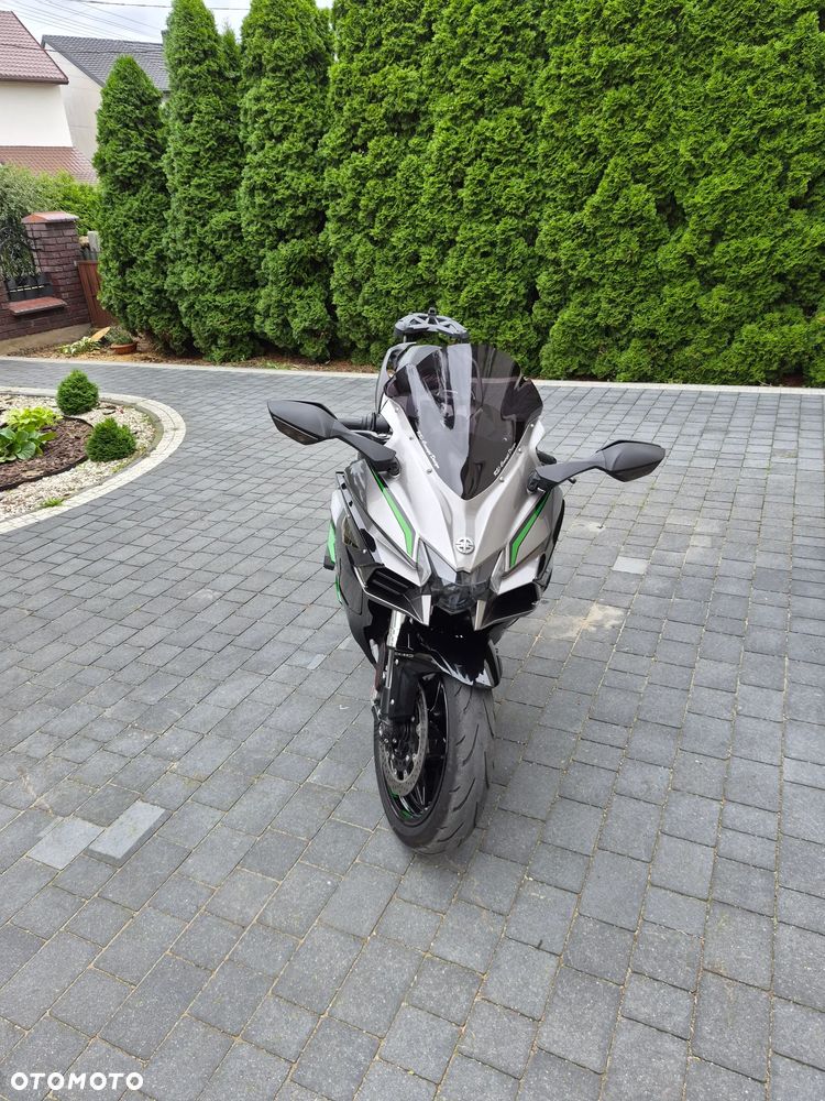 Kawasaki Ninja H2 SX - 19