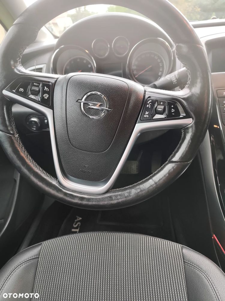 Opel Astra - 31