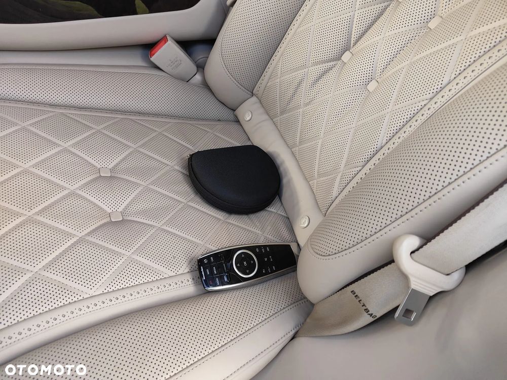 Mercedes-Benz Klasa S 560 4-Matic L 9G-TRONIC - 22