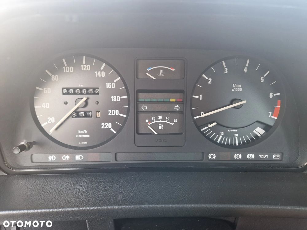 BMW Seria 5 - 18