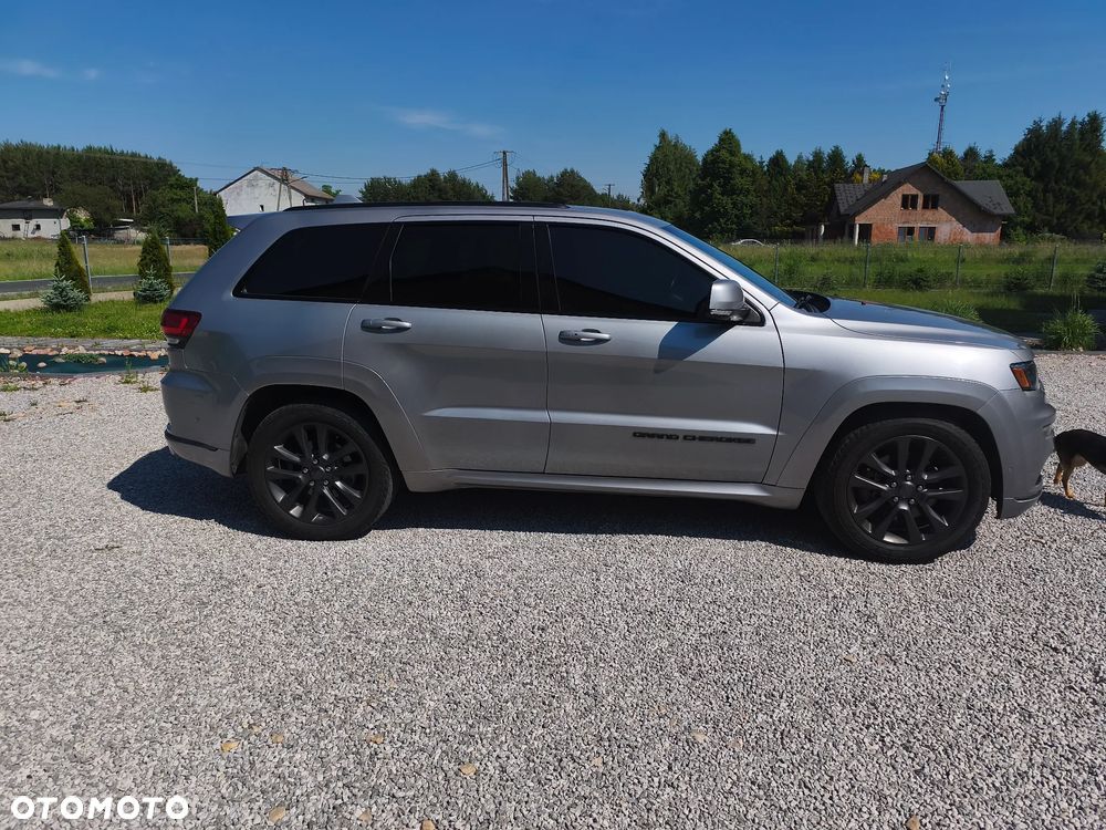 Jeep Grand Cherokee 5.7 V8 Overland Summit - 21