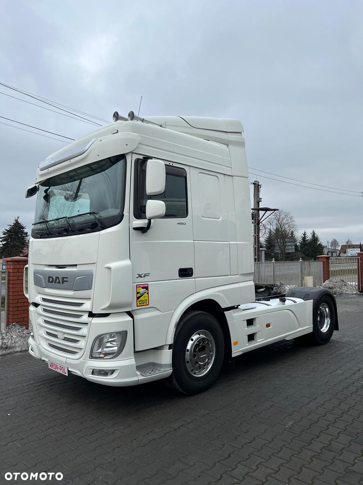 DAF Xf 106.480 książka serwisowa 2021 lodówka retarder hydraulika do wywrotu ruchomej podłogi wron-pol