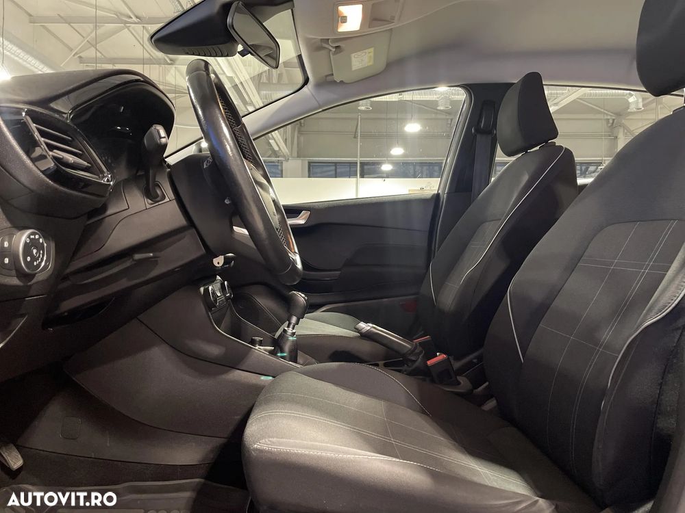 Ford Fiesta - 21