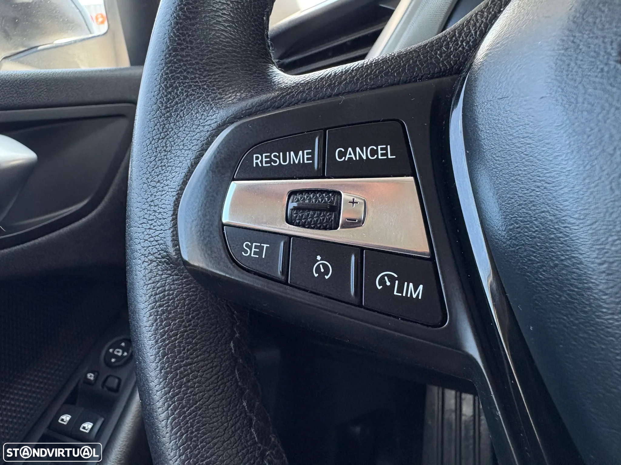 BMW 116 d Pack Essence - 17