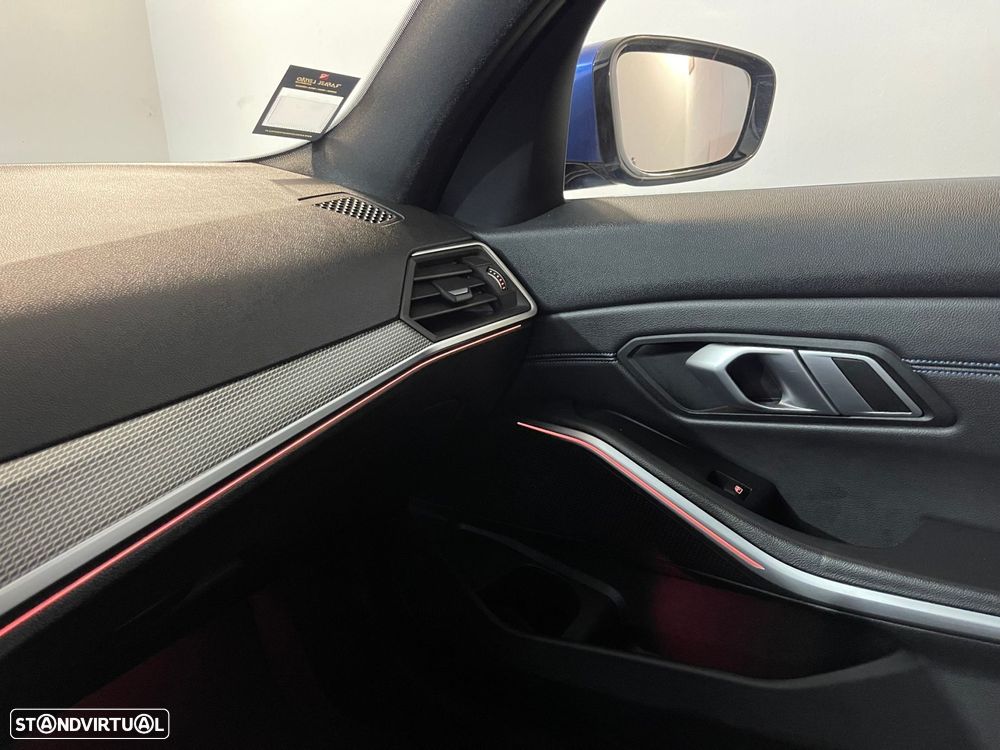 BMW 318 d Touring Pack M Auto - 33