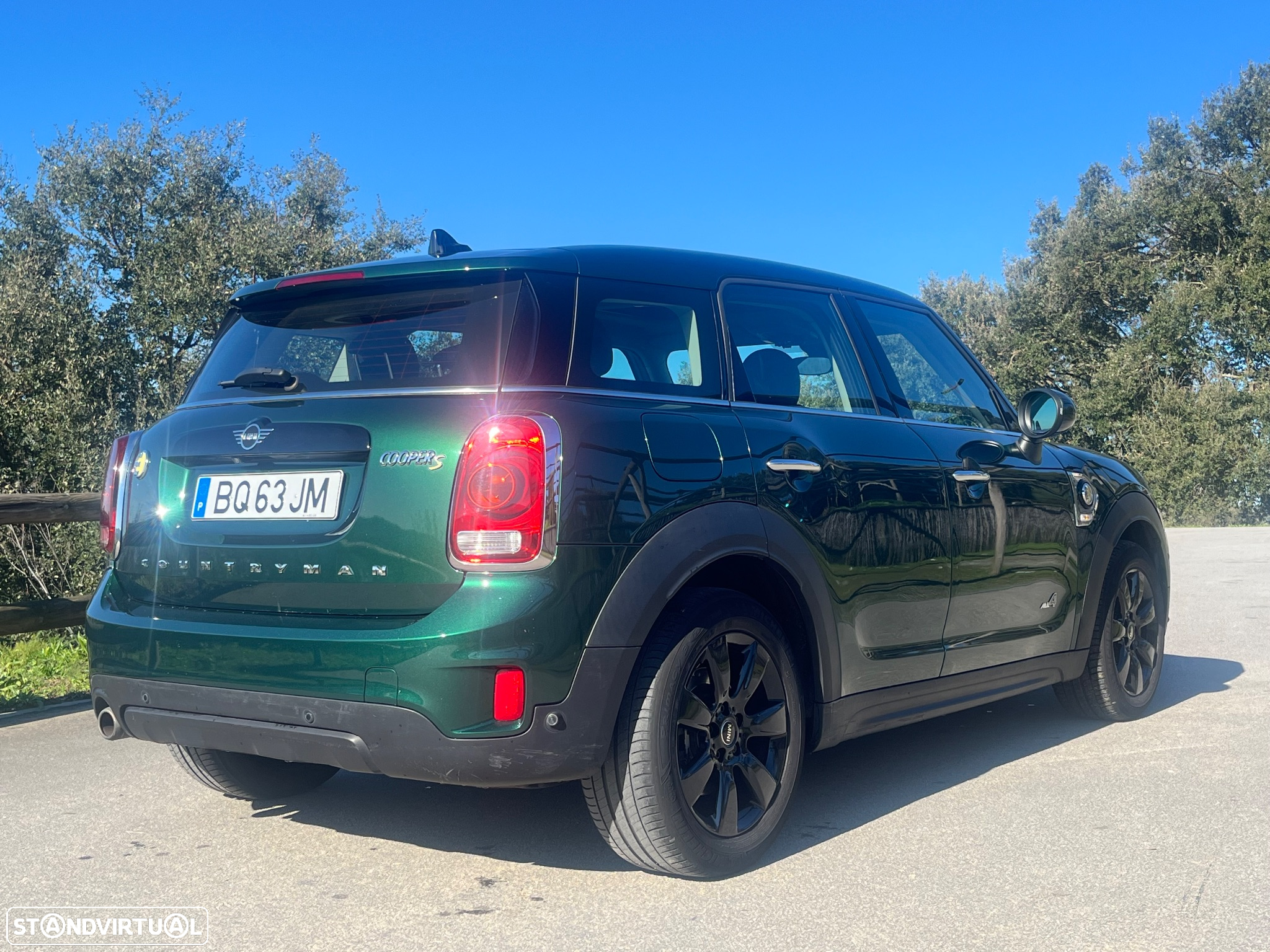 MINI Countryman Cooper SE ALL4 Auto - 4