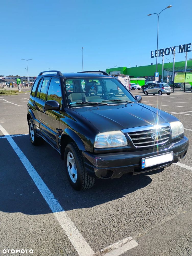 Suzuki Grand Vitara 2.0 - 1