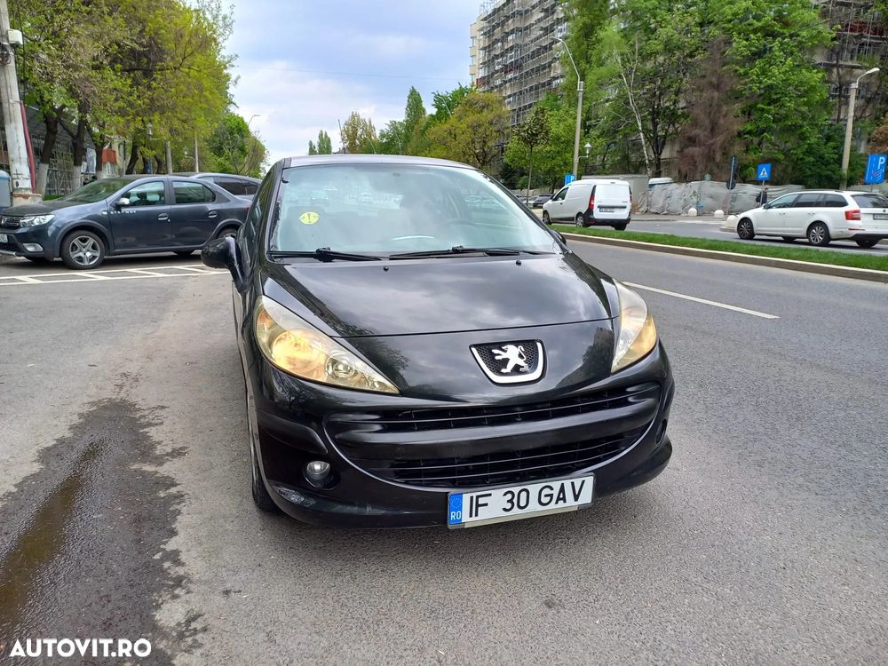 Peugeot 208 1.2 L PureTech STT Active - 4