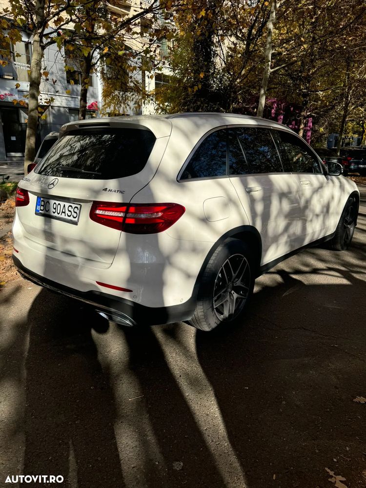 Mercedes-Benz GLC 250 d 4Matic 9G-TRONIC AMG Line - 21