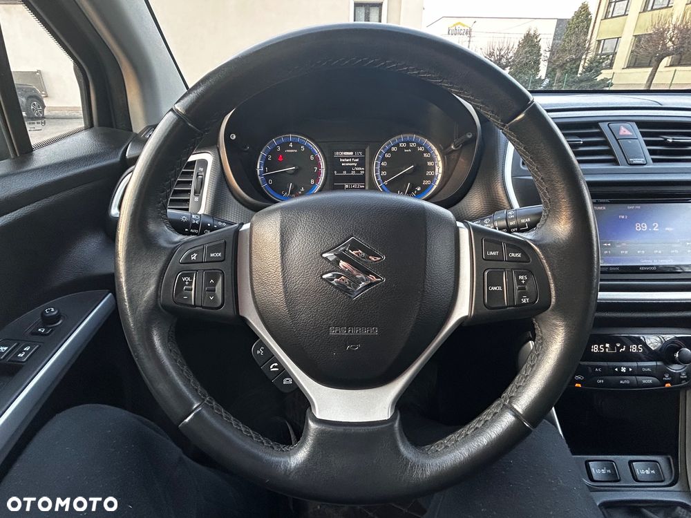 Suzuki SX4 1.6 Premium 4WD - 6